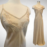 Champagne Victorian Style Exquisite Floral Embroidery Beading Spaghetti Strap Backless Long Satin Ball Gown Evening Dress Party Dress HZ1023